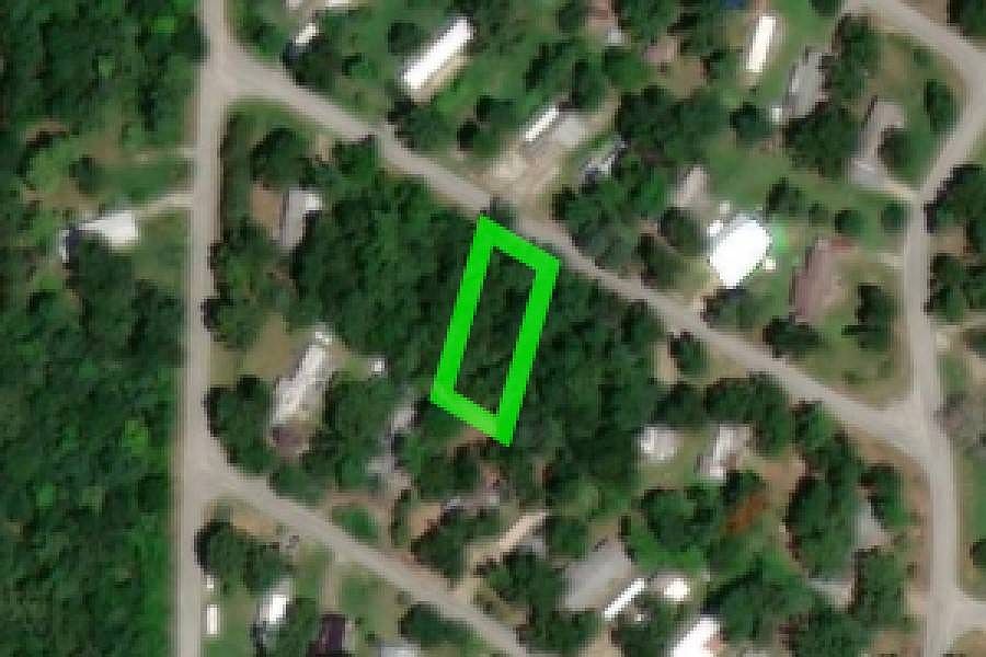 2nd image of 1313 Park Ln