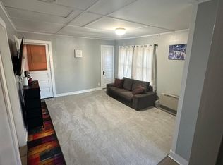 18 West St #4, Newport, NH 03773