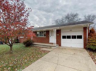 111 Vaturia Dr, Hurricane, WV 25526