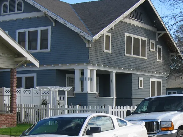 322 N East St, Porterville, CA 93257