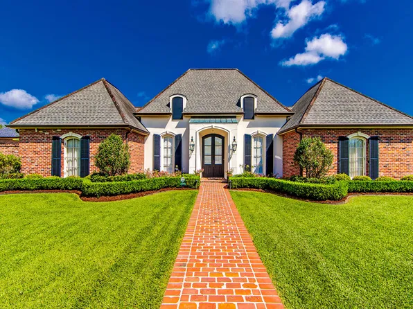 106 Plantation Dr, Cut Off, LA 70345