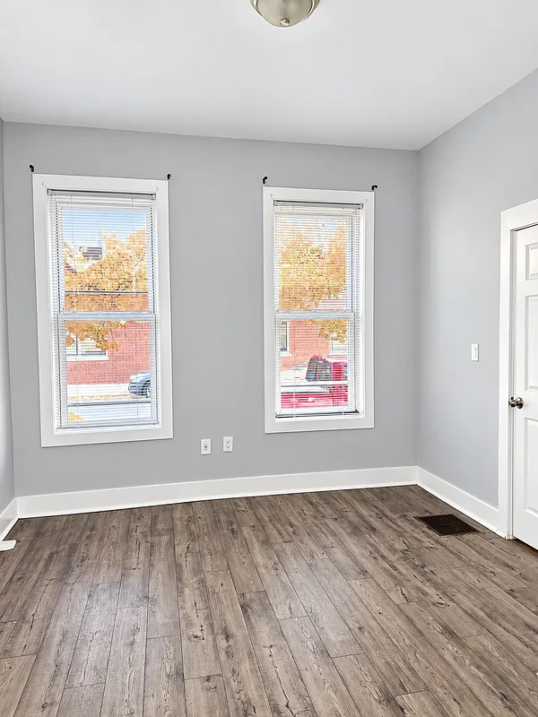 1 bed, 1.0 bath, 1460 sqft, $1,450 — Photo 2
