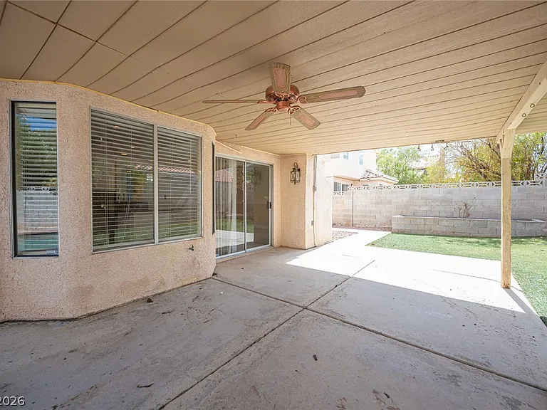 1416 Grey Hunter Dr — Photo 10