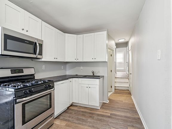 3rd image of 3509-15 Indian Queen Ln #3511-3