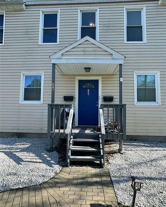 1st image of 208 W Washington Ave