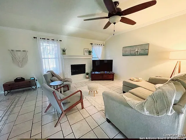 15126 Barataria Dr — Photo 3