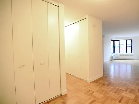 Rented by Compass | media 16