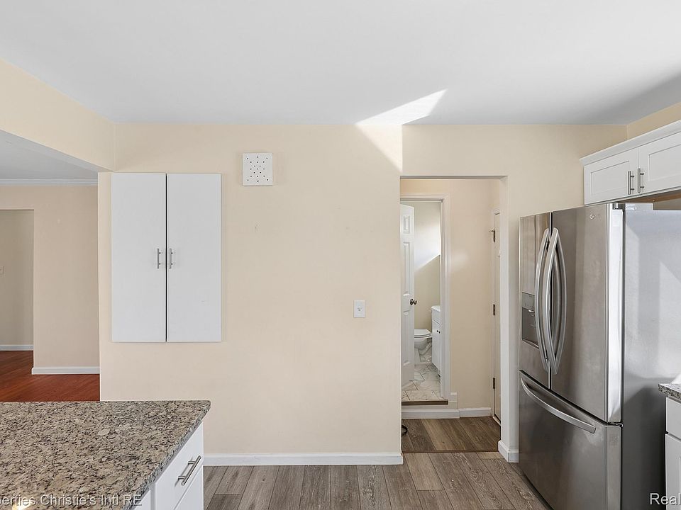 4620 Hillcrest Ave, photo 13
