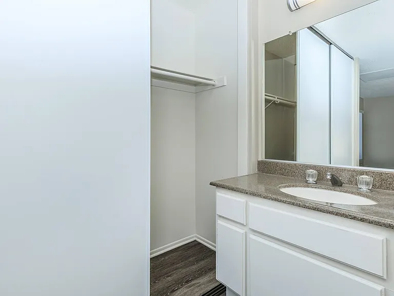 Trabuco Woods Apartment Homes — Photo 23