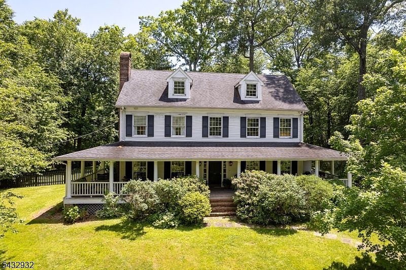 1st image of 118 Worman Rd