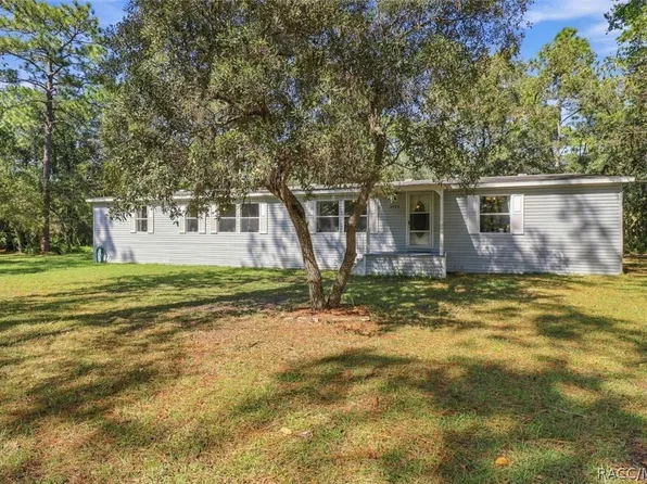 5739 W Holiday St, Homosassa, FL 34446