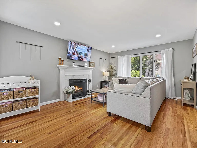 2 Oyster Creek Dr — Photo 8