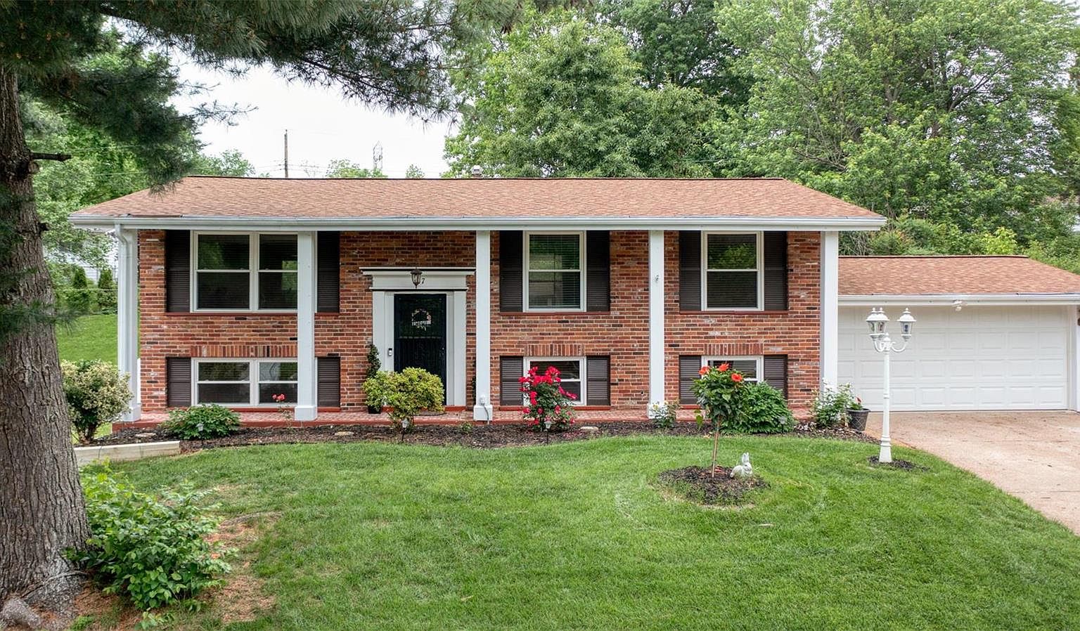 807 Brookvale Ter, Manchester, MO 63021 Zillow
