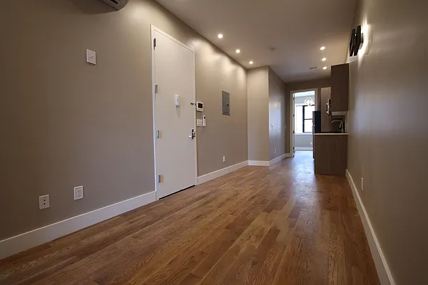 Rented by Nooklyn NYC LLC | media 45