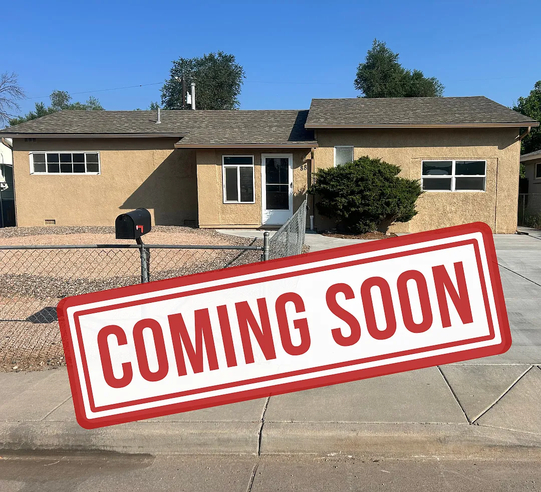 4 bed, 1051 sqft, $2,222 — Photo 1