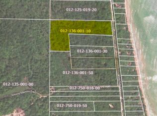 E Side Dr, Beaver Island, MI 49782