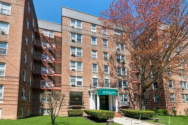 Sold by Coldwell Banker American Homes | media 37