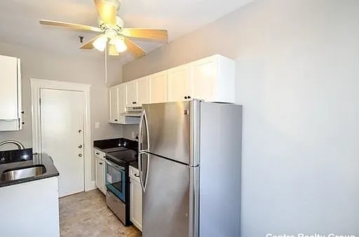 3 bed, 1.0 bath, $4,500 — Photo 1