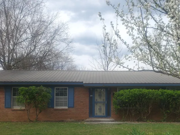 1721 Wakefield Dr NE, Huntsville, AL 35811