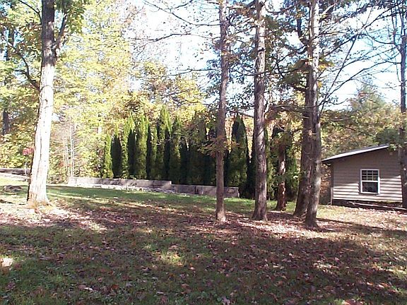 2nd image of 221 Cliff Dr