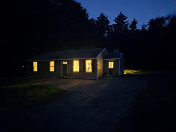 3rd image of 229 Tandberg Trail