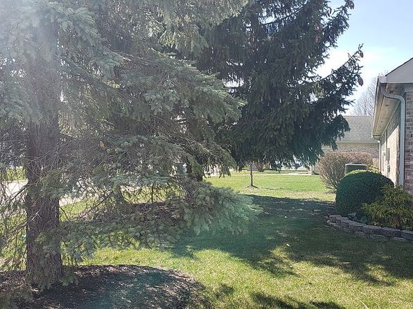118 Old Farm Rd, Danville, IN 46122