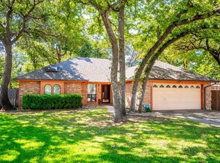 6010 Green Forest Ct, Arlington, TX 76001