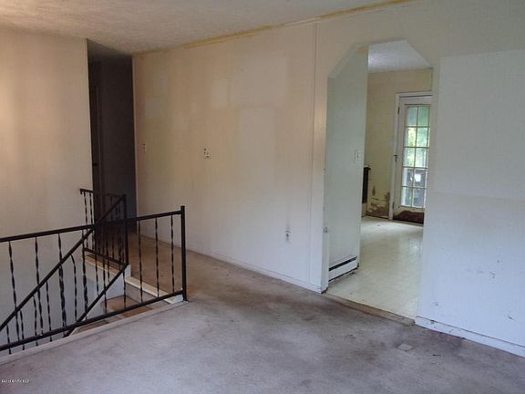 5th image of 605 Mabry Ln