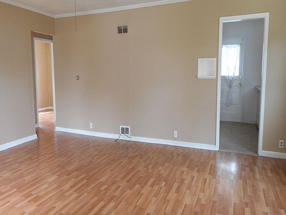 4th image of 1009 S 18th St