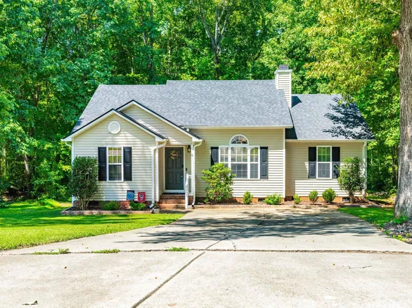 6201 Lilly Stream Ct, Willow Spring, NC 27592
