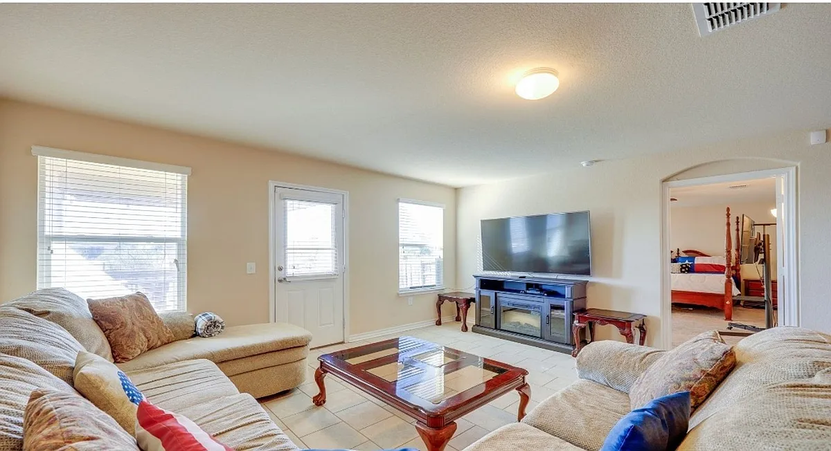 Building Photo - 11723 Faldo Way