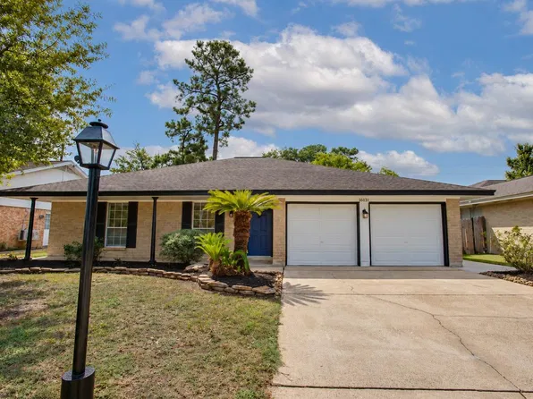 16131 Forest Way Dr, Houston, TX 77090