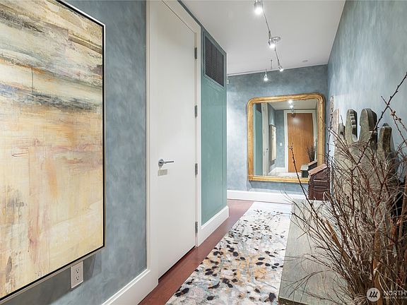 2nd image of 1521 2nd Avenue #1602
