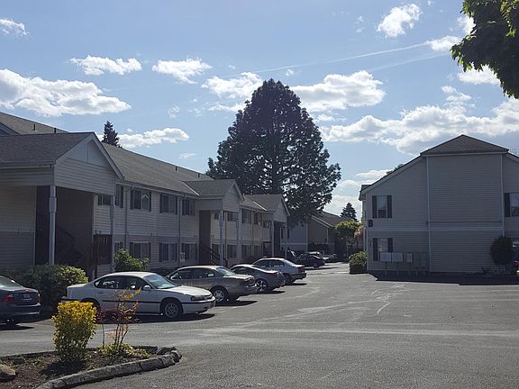 2nd image of 3400 NE 66th Ave