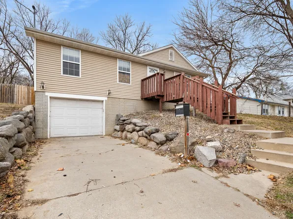 2132 SE 6th St, Des Moines, IA 50315