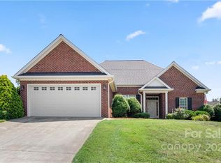 135 Blakemore Dr, Shelby, NC 28152