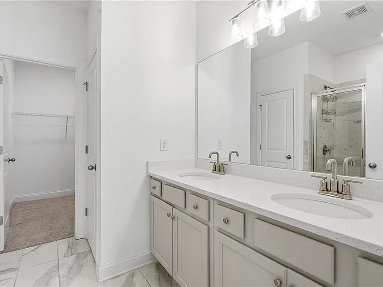 2438 Figaro Dr — Photo 20