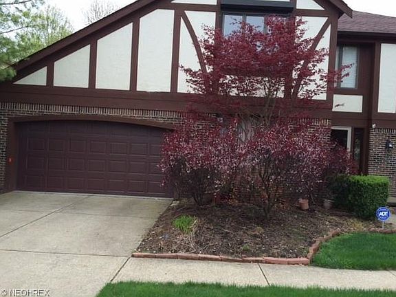 3rd image of 18443 Admiralty Dr
