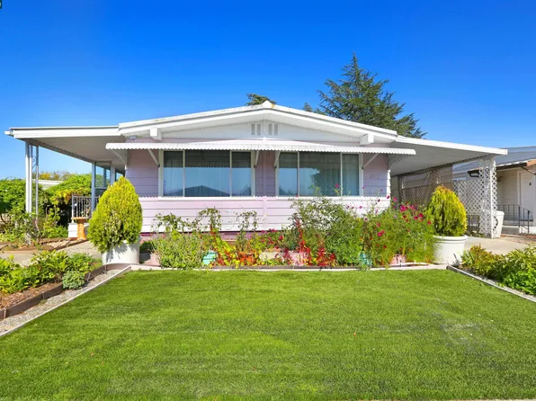 207 Regency Ct, Santa Rosa, CA 95401