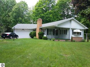 219 Autumn Rd, Cadillac, MI 49601