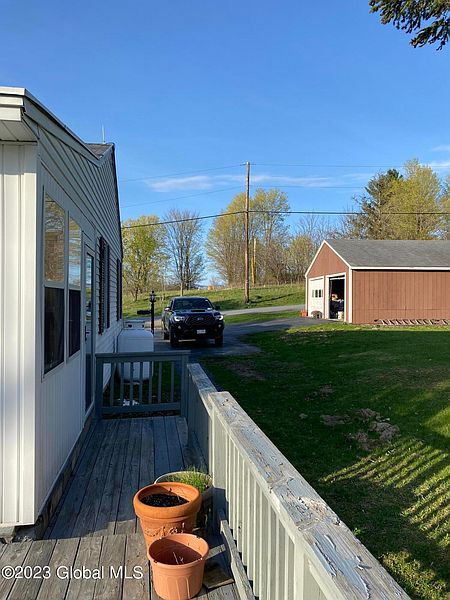 5th image of 493 Johnson Hill Rd Road