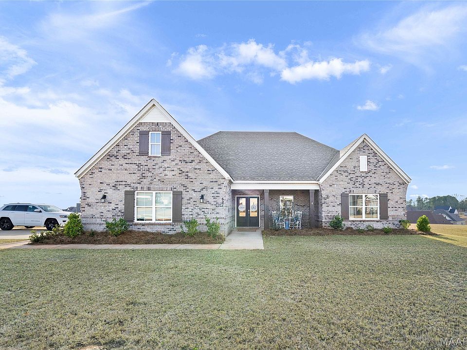 1st image of 621 Garrett Dr