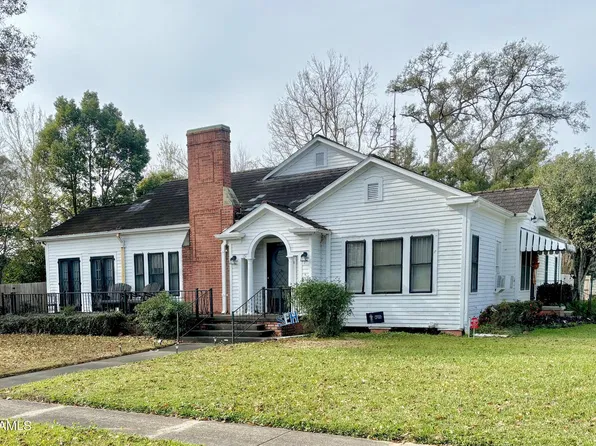 151 N 5th St, Eunice, LA 70535