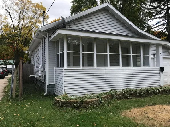 720 Ira Ave, Kalamazoo, MI 49048