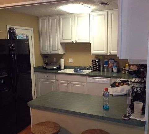 3rd image of 212 Driftwood St