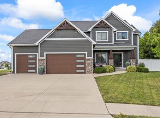 1110 NW Ashland Ct, Ankeny, IA 50023