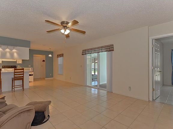 4th image of 4205 Hollow Hill Dr