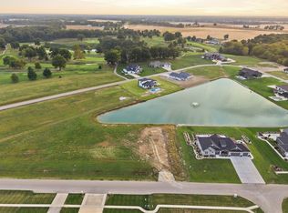 58 Augusta National Dr, Effingham, IL 62401