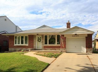 5843 Holly Hills Ave, Saint Louis, MO 63109