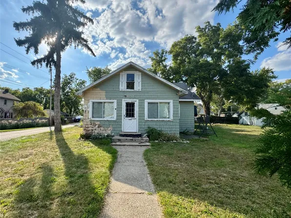 2903 Elba Ave, Waterford, MI 48329